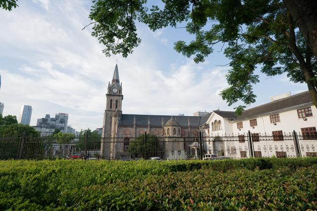 见证了宁波五口通商的教堂，被大火烧毁后，如今重现于世。休闲区蓝鸢梦想 - Www.slyday.coM