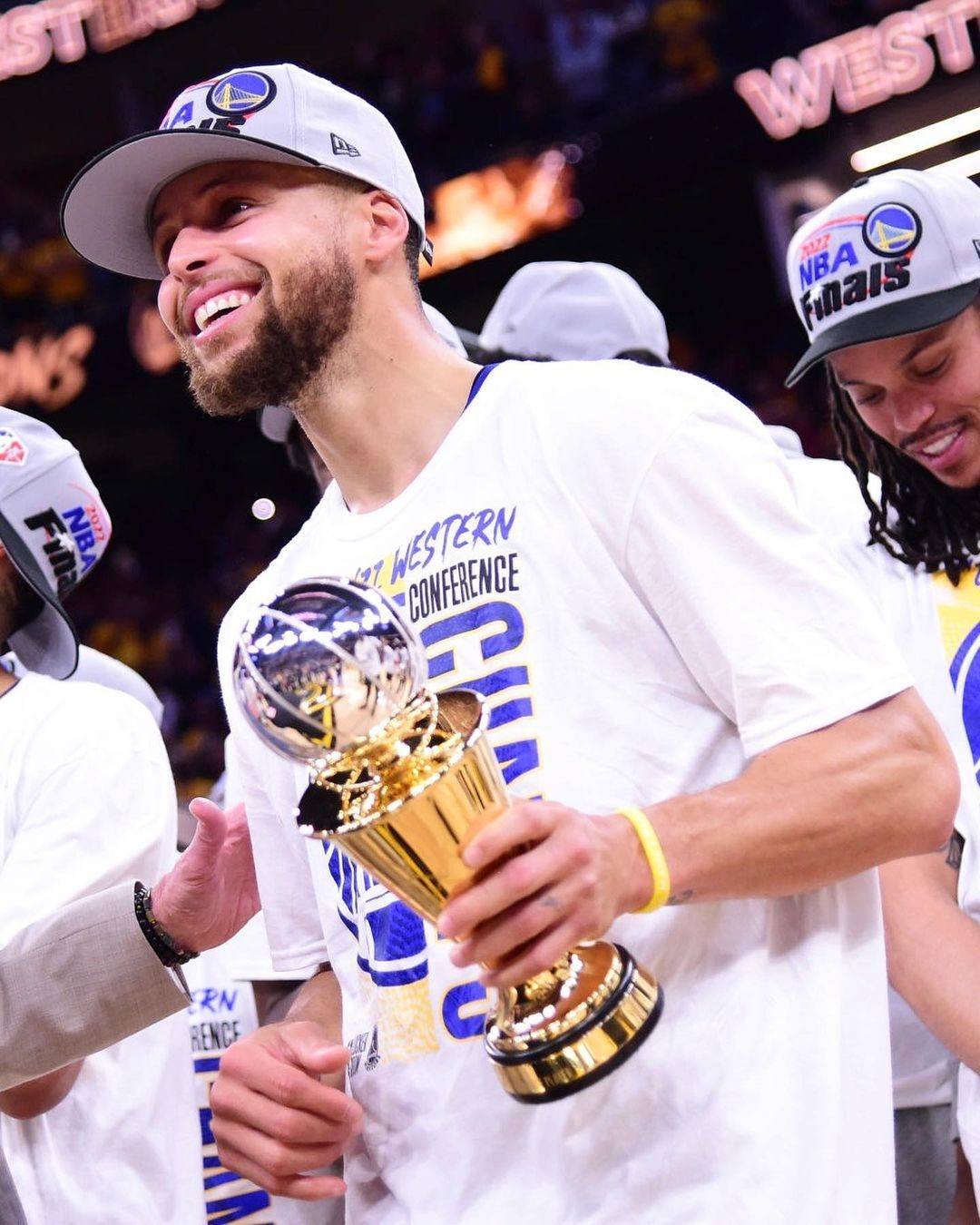 库里的历史地位已超越詹皇？追梦说出心里话，先超过科比才更现实休闲区蓝鸢梦想 - Www.slyday.coM