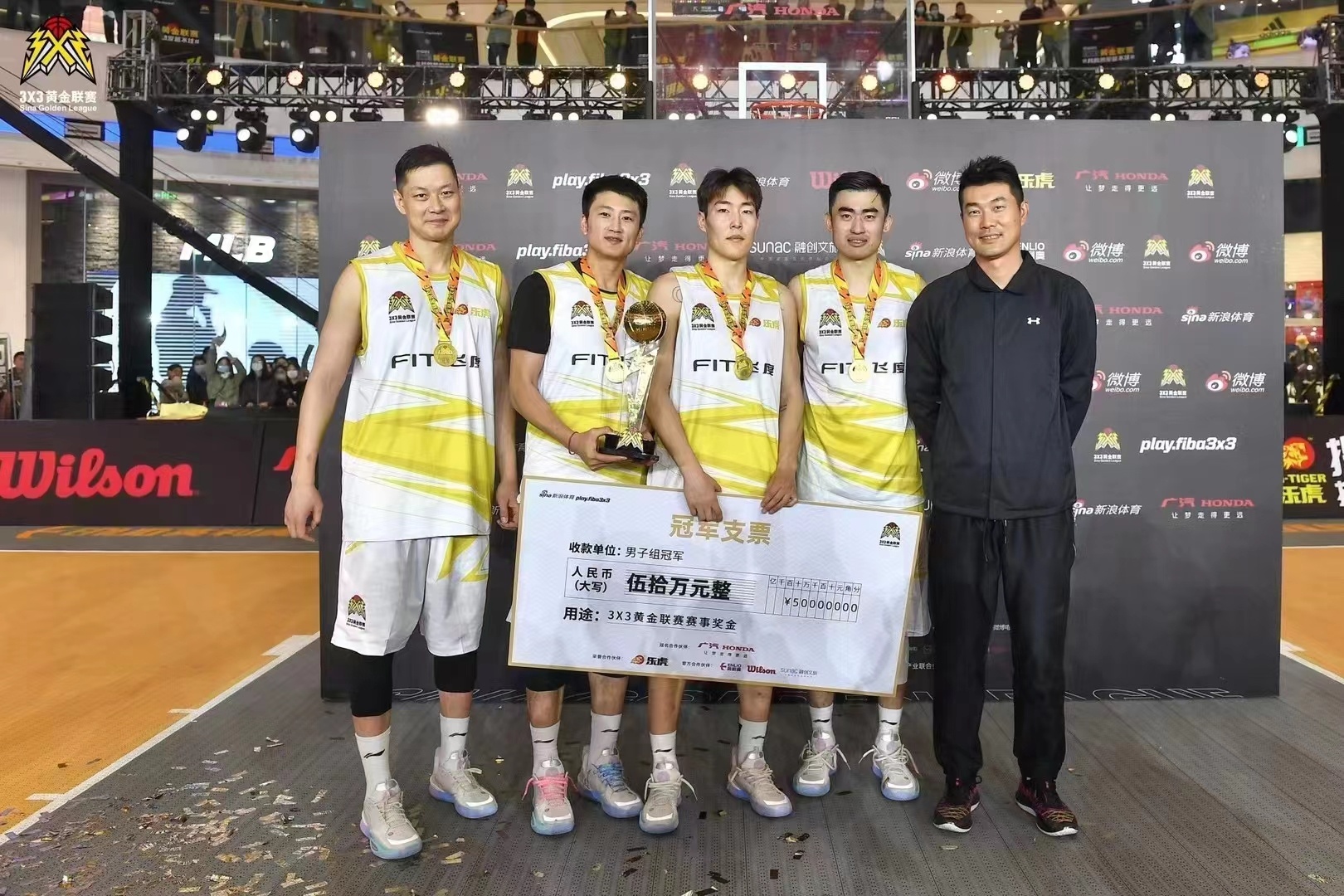 2022年篮球的夏天再次升温，一年一度的新赛季即将热情开启……休闲区蓝鸢梦想 - Www.slyday.coM