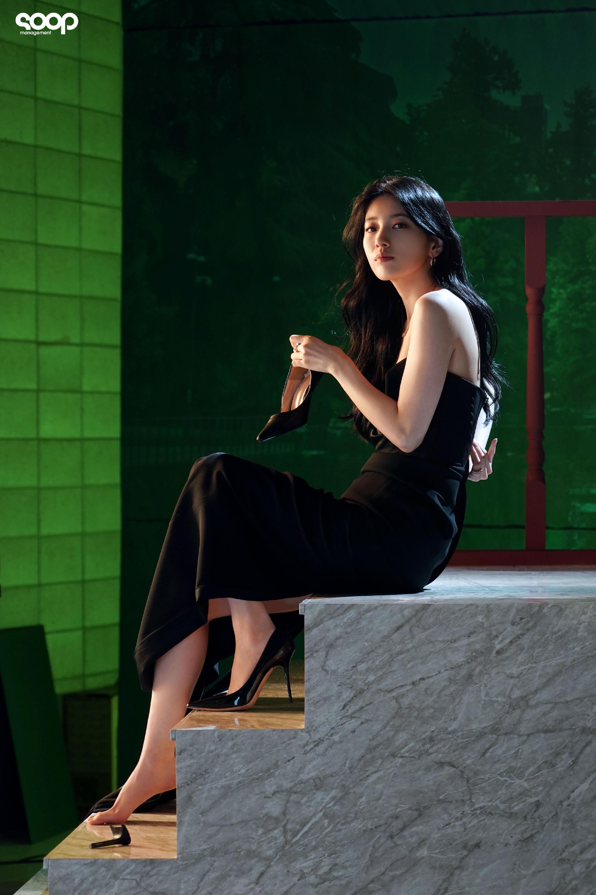 裴秀智李安娜鲨疯了眼神绝了超美