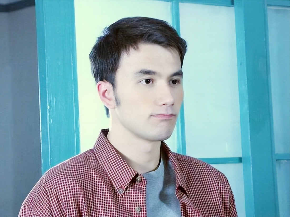 《天若有情》不断失去的李玮凡,才是这场混乱爱情之下的牺牲品|天若有