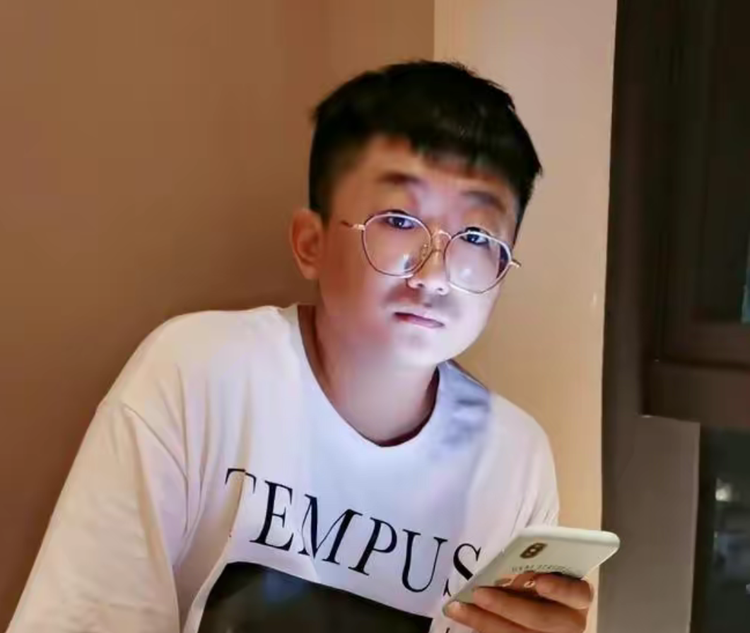 陈霄华好友为其开脱,称他多次酒后失态,受害者:喝醉酒不是借口休闲区蓝鸢梦想 - Www.slyday.coM 陈霄华好友为其开脱,称他多次酒后失态,受害者:喝醉酒不是借口休闲区蓝鸢梦想 - Www.slyday.coM