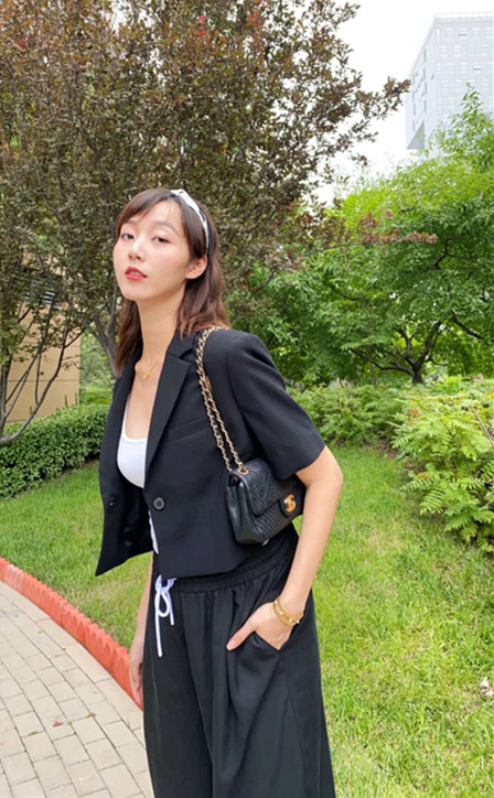 世界小姐冠军 中国90后实力超模很会穿 时髦通勤百搭百美休闲区蓝鸢梦想 - Www.slyday.coM 世界小姐冠军 中国90后实力超模很会穿 时髦通勤百搭百美休闲区蓝鸢梦想 - Www.slyday.coM