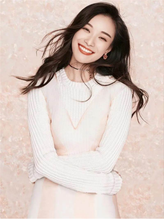 这8位大嘴美女,有的性感撩人,有的清纯如水__财经头条