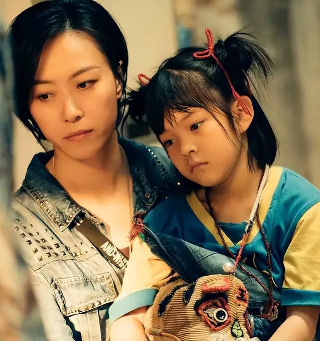 厉害了朱一龙,暑期档化身成为“抬棺人”,票房或破10亿休闲区蓝鸢梦想 - Www.slyday.coM 厉害了朱一龙,暑期档化身成为“抬棺人”,票房或破10亿休闲区蓝鸢梦想 - Www.slyday.coM