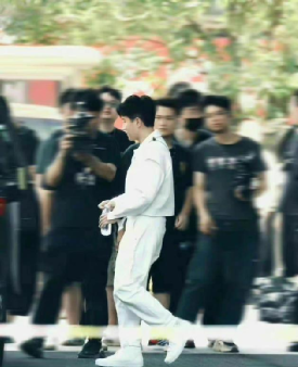 《披哥2》32位哥哥曝光,港台都是老牌男神,内地却是十八线糊咖休闲区蓝鸢梦想 - Www.slyday.coM 《披哥2》32位哥哥曝光,港台都是老牌男神,内地却是十八线糊咖休闲区蓝鸢梦想 - Www.slyday.coM