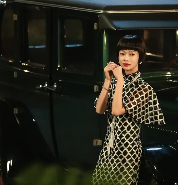 因为吴谨言,《传家》和《浪姐3》梦幻联动了,这谁能想得到休闲区蓝鸢梦想 - Www.slyday.coM 因为吴谨言,《传家》和《浪姐3》梦幻联动了,这谁能想得到休闲区蓝鸢梦想 - Www.slyday.coM