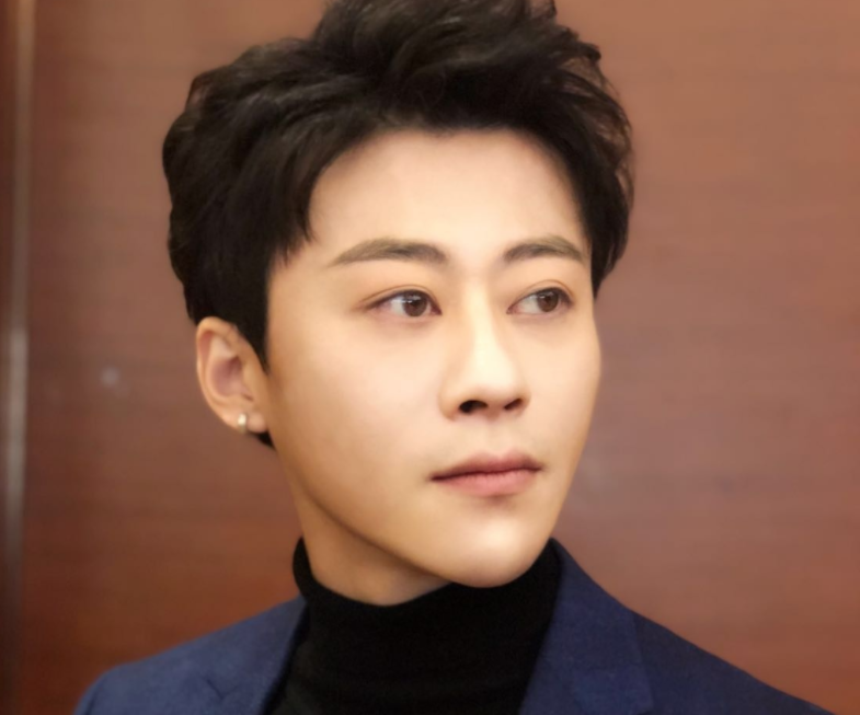 那个与杨洋、李易峰合作过的37岁男星,突传死讯了,死因不明休闲区蓝鸢梦想 - Www.slyday.coM 那个与杨洋、李易峰合作过的37岁男星,突传死讯了,死因不明休闲区蓝鸢梦想 - Www.slyday.coM