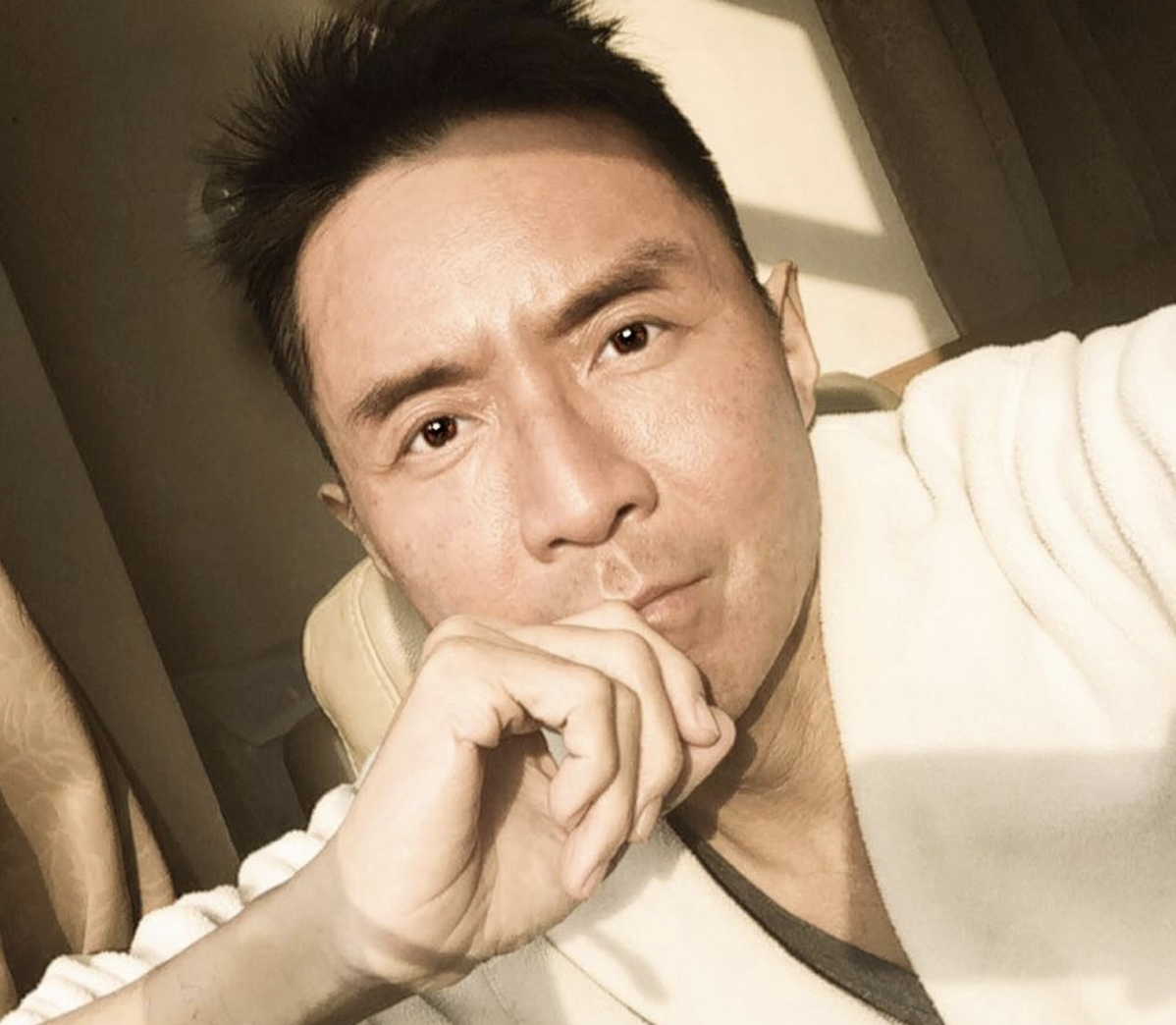 林利再婚三年感情亮红灯,夫妻暂时分居,娶小14岁粉丝