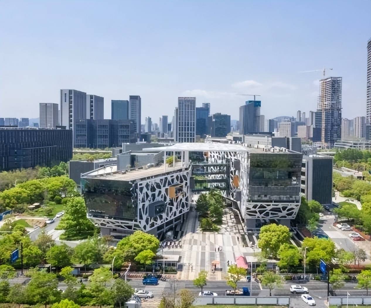 金恪建筑:亚马逊的"大便楼"开启了办公丑楼新时代!__财经头条