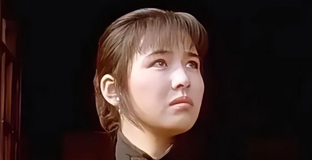 曾是中戏班花,比肩王祖贤,如今发福混姨圈,王澜经历了什么?__财经头条