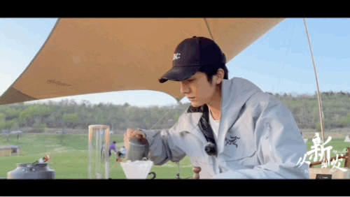 本哥这个系列vlog是慢综吧，是来教大家如何慢下来享受生活的吧休闲区蓝鸢梦想 - Www.slyday.coM