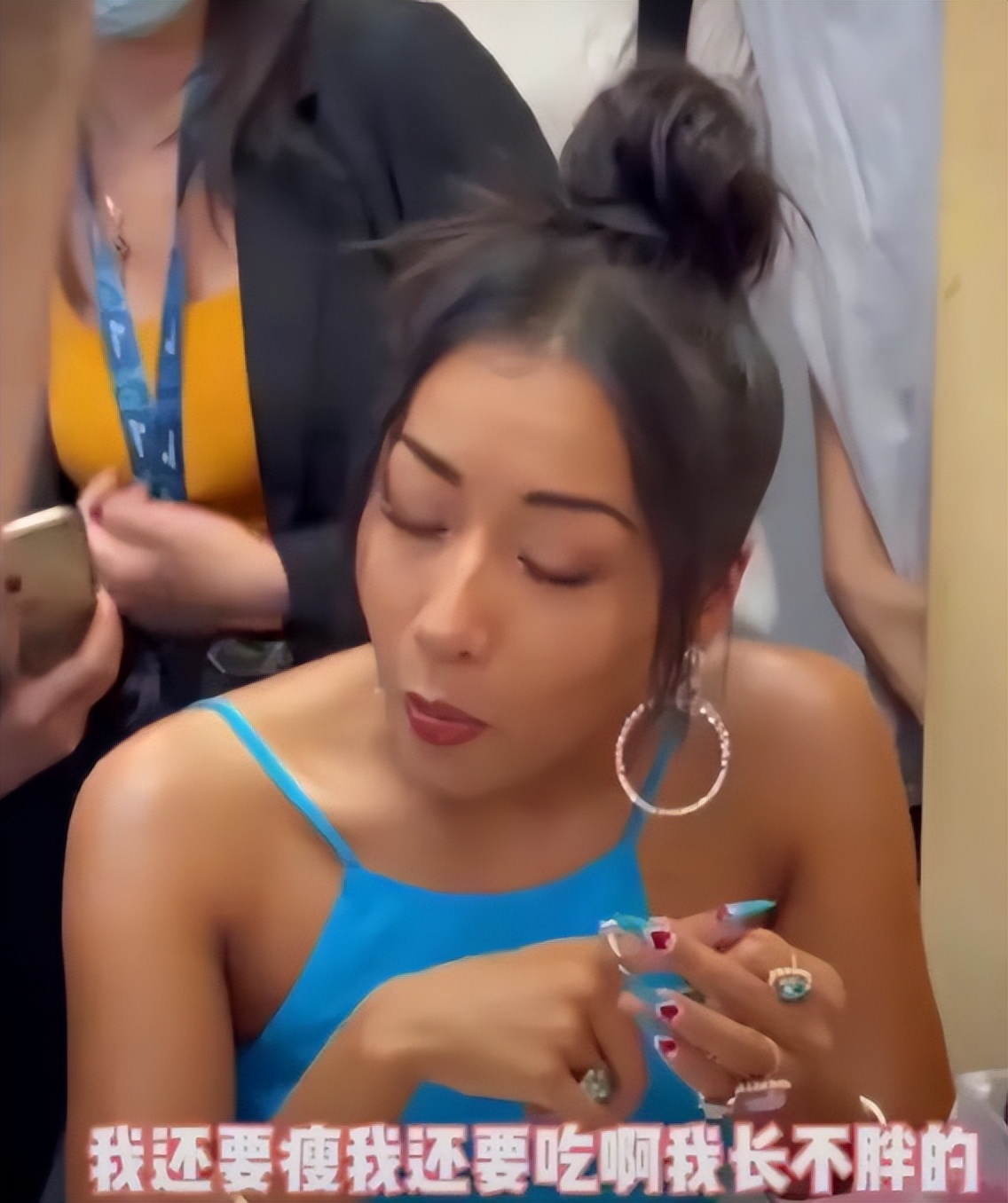 9个月无收入、卡里只剩100万、直播加班大哭,都别装了,好腻休闲区蓝鸢梦想 - Www.slyday.coM 9个月无收入、卡里只剩100万、直播加班大哭,都别装了,好腻休闲区蓝鸢梦想 - Www.slyday.coM