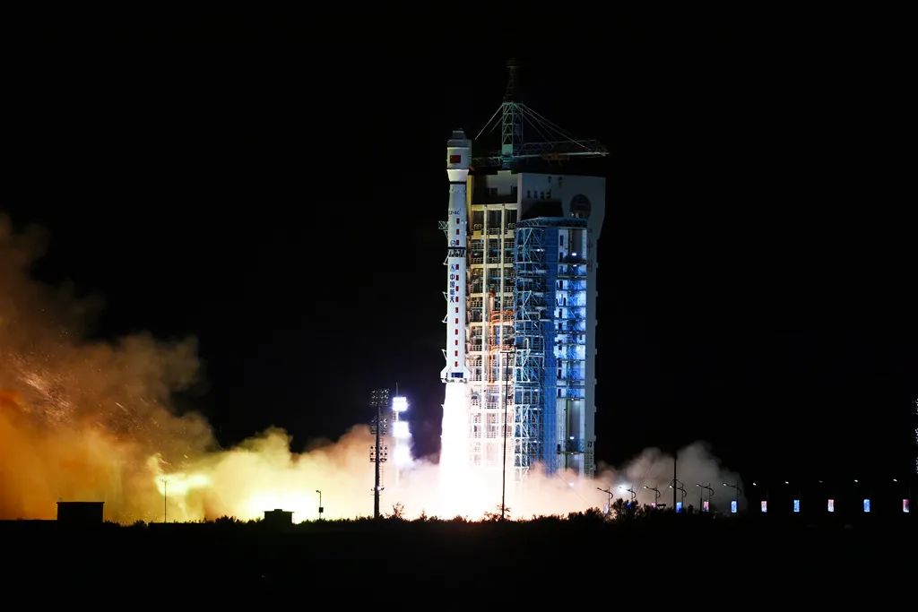 深夜，高分十二号03星发射成功！休闲区蓝鸢梦想 - Www.slyday.coM