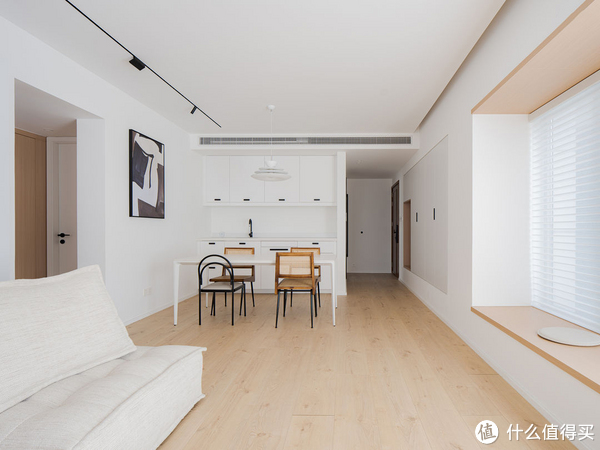 90后姑娘玩转装修“加减法”，预算不超反减，室内还特别舒适温馨休闲区蓝鸢梦想 - Www.slyday.coM