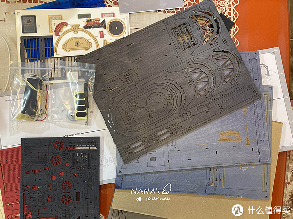 有趣的手工书立制作，神奇又治愈的时光站台，比乐高更具可玩性休闲区蓝鸢梦想 - Www.slyday.coM