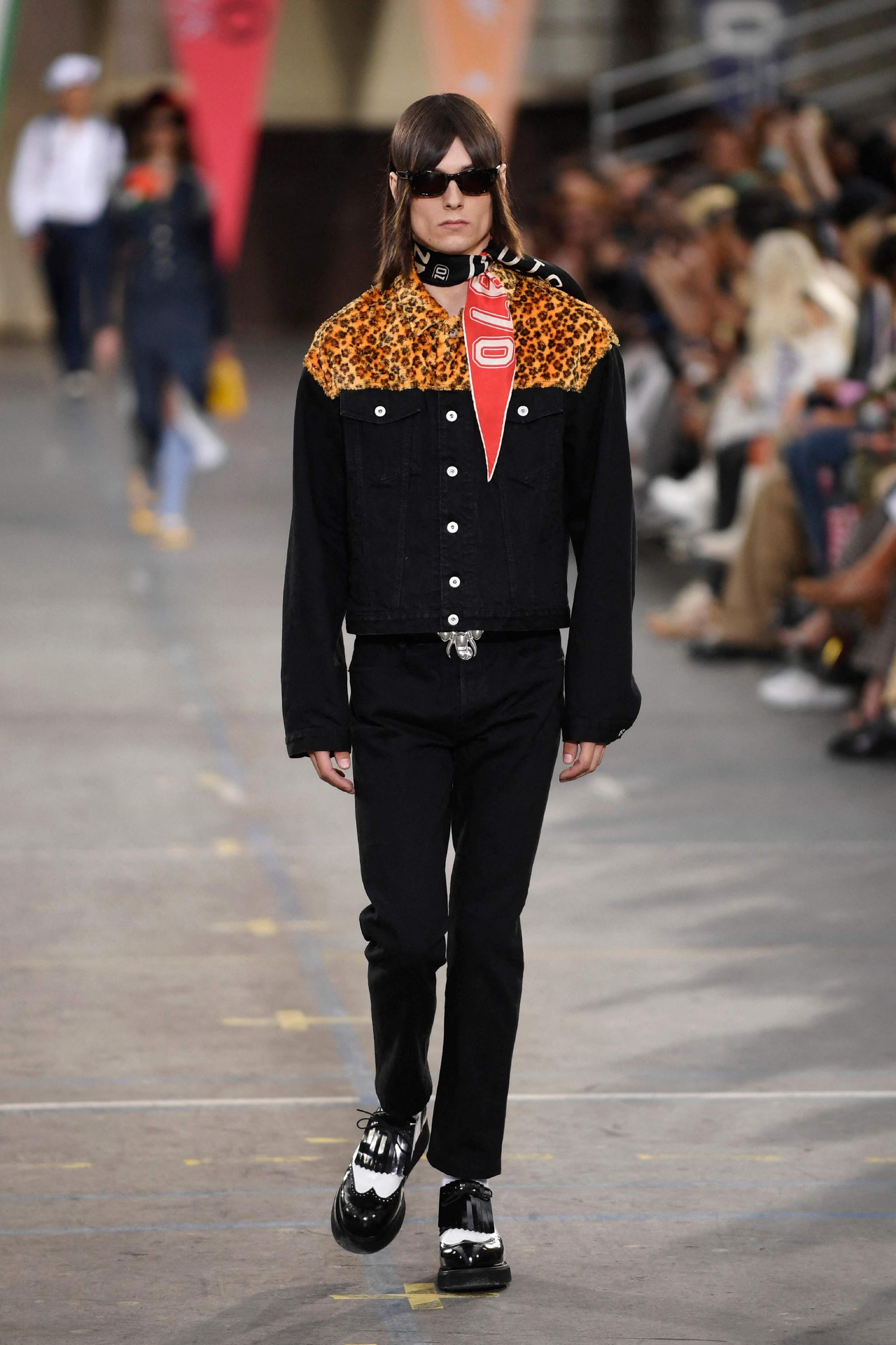 巴黎男装周kenzo品牌时装秀