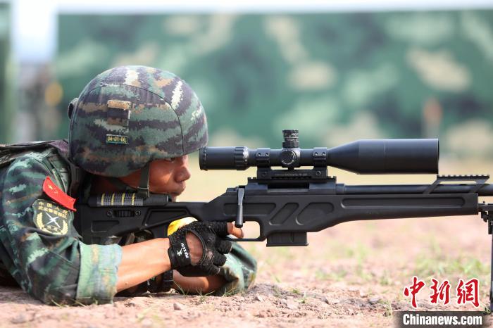 高温锻造“利刃” 直击重庆武警特战侦察比武现场休闲区蓝鸢梦想 - Www.slyday.coM