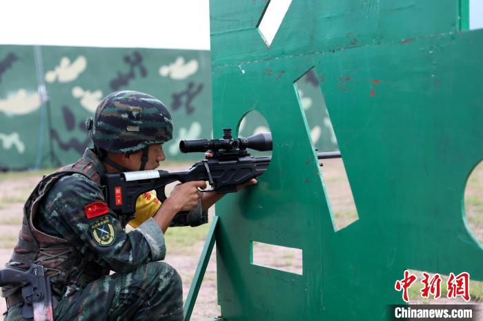 高温锻造“利刃” 直击重庆武警特战侦察比武现场休闲区蓝鸢梦想 - Www.slyday.coM