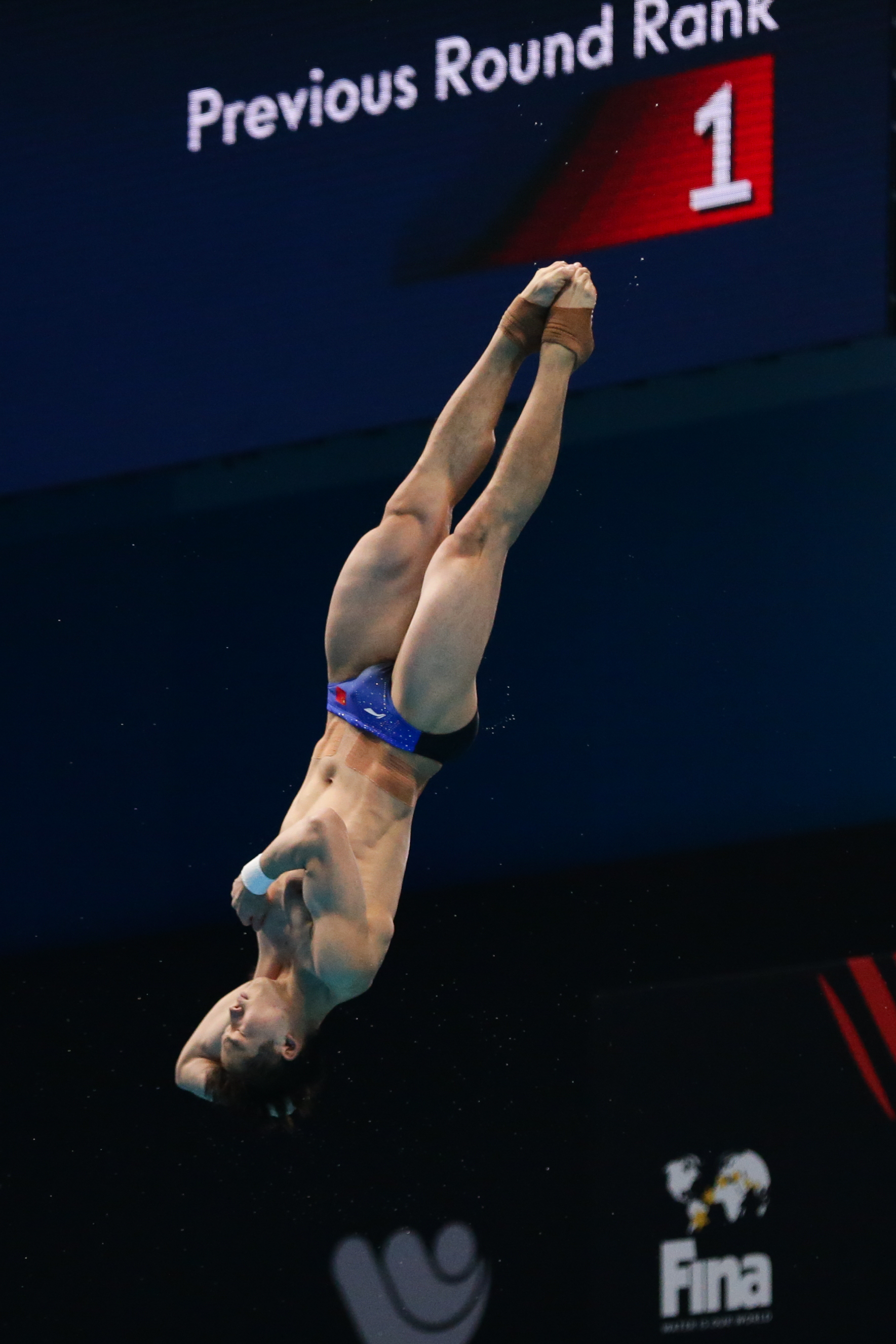 跳水王宗源获得男子三米板冠军