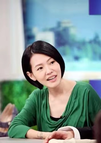 小s大女儿为拍电影剪短发好有气质网友这不是复制版的小s吗