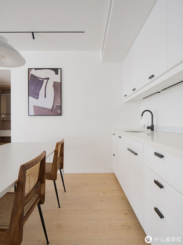 90后姑娘玩转装修“加减法”，预算不超反减，室内还特别舒适温馨休闲区蓝鸢梦想 - Www.slyday.coM