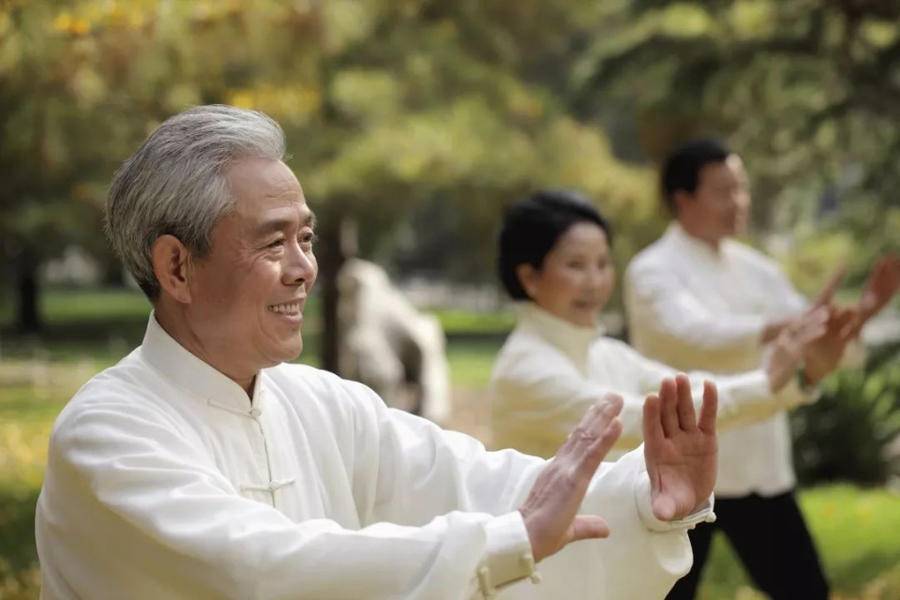 生活随笔：老年人，请活成自己喜欢别人也喜欢的样子