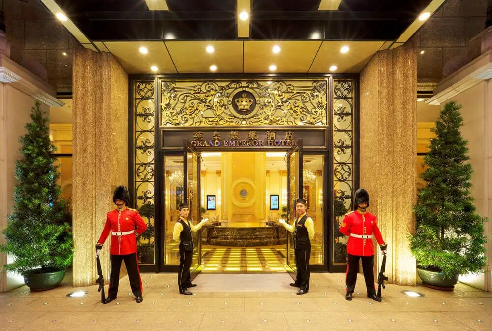 今年4月，澳门英皇娱乐酒店宣布自6月26日起停止“卫星赌场”运作  网络图片  