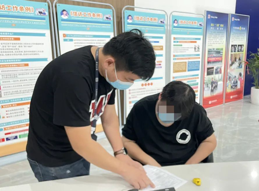 紧要关头，浙江小伙发出了一条“价值数万”的微信休闲区蓝鸢梦想 - Www.slyday.coM