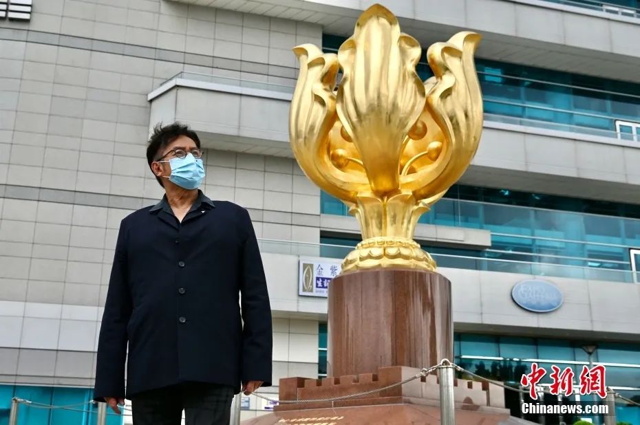 【中国焦点面对面】谭咏麟看香港这25年：香港精神是拼出来的机会就在“前”休闲区蓝鸢梦想 - Www.slyday.coM