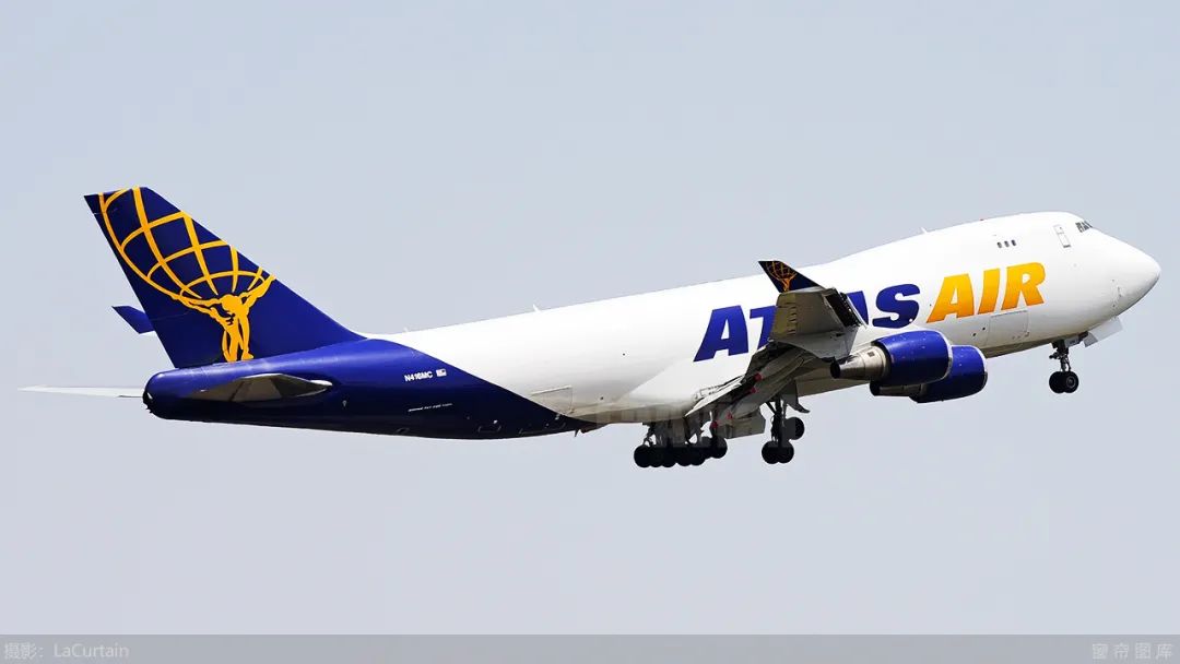 美国大型货机从青岛起飞发生故障,不返航却挣扎着飞