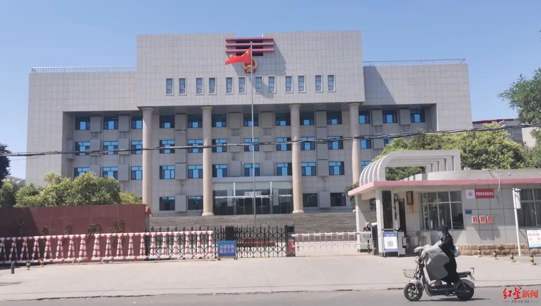 清洁工躺小区车库通道午休被碾身亡，车主被诉过失致人死亡休闲区蓝鸢梦想 - Www.slyday.coM