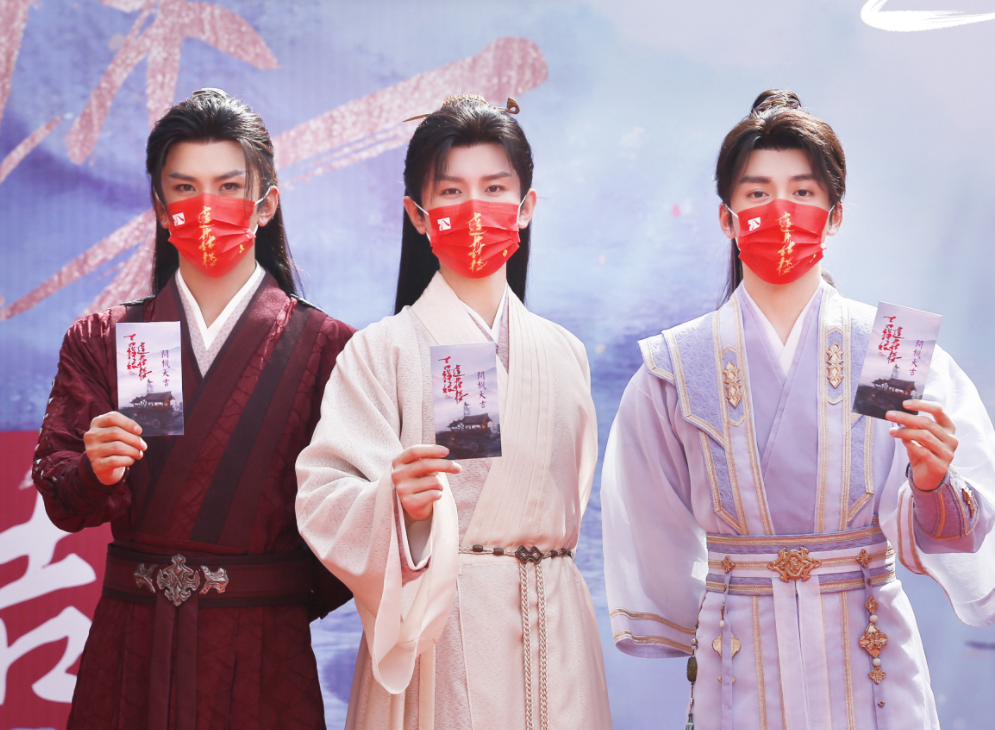 《莲花楼》开拍，成毅古装造型千篇一律，女主人选光颜值就挺惊艳休闲区蓝鸢梦想 - Www.slyday.coM