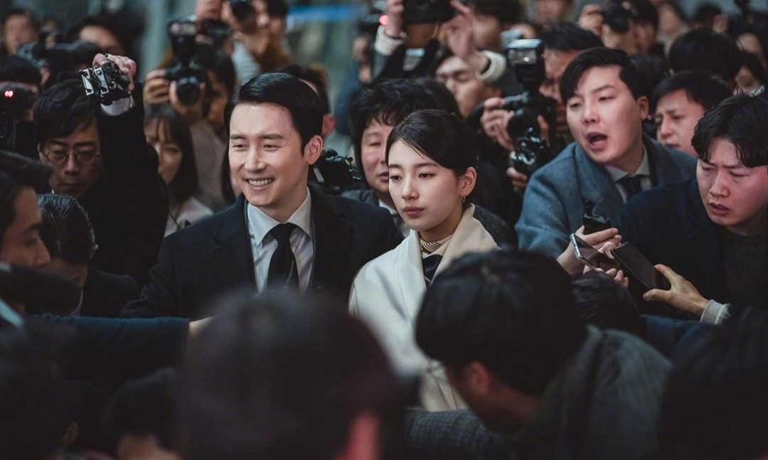 刚开播就被誉为剧版《寄生虫》,这部惊艳新剧不该被忽略!休闲区蓝鸢梦想 - Www.slyday.coM 刚开播就被誉为剧版《寄生虫》,这部惊艳新剧不该被忽略!休闲区蓝鸢梦想 - Www.slyday.coM