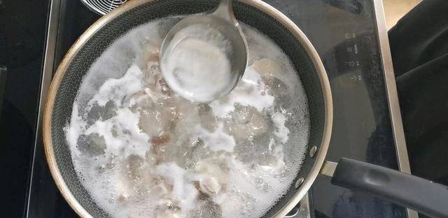 红烧肉吃够了?在加点鲍鱼一起炖:鲍鱼红烧肉,怎么吃都不够休闲区蓝鸢梦想 - Www.slyday.coM 红烧肉吃够了?在加点鲍鱼一起炖:鲍鱼红烧肉,怎么吃都不够休闲区蓝鸢梦想 - Www.slyday.coM