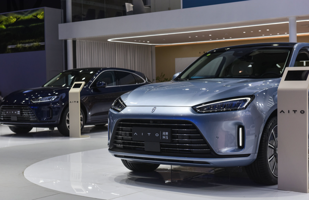 双技术路线加持赛力斯汽车能否重构新能源汽车格局