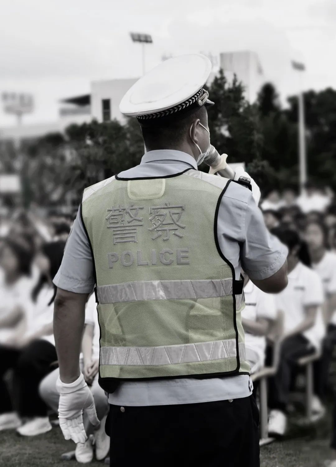 痛心！漳州一公安民警因公牺牲，年仅44岁休闲区蓝鸢梦想 - Www.slyday.coM