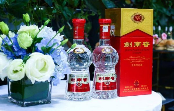 适合老百姓喝的酱香型白酒,推荐“纯粮酿造”好喝又很便宜休闲区蓝鸢梦想 - Www.slyday.coM 适合老百姓喝的酱香型白酒,推荐“纯粮酿造”好喝又很便宜休闲区蓝鸢梦想 - Www.slyday.coM