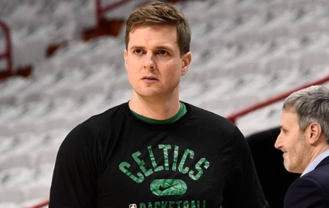 官宣!1交易5签约,76人快船双赢家,布伦森定了,湖人要抢格里芬休闲区蓝鸢梦想 - Www.slyday.coM 官宣!1交易5签约,76人快船双赢家,布伦森定了,湖人要抢格里芬休闲区蓝鸢梦想 - Www.slyday.coM