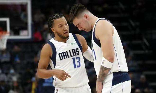 场均22+5不值1.1亿?独行侠官宣放弃二当家,尼克斯喜当接盘侠休闲区蓝鸢梦想 - Www.slyday.coM 场均22+5不值1.1亿?独行侠官宣放弃二当家,尼克斯喜当接盘侠休闲区蓝鸢梦想 - Www.slyday.coM