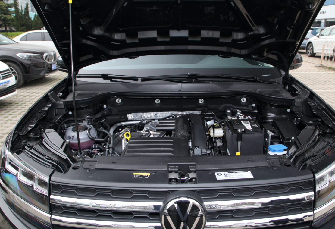 日德大战，大众途岳和丰田锋兰达这对冤家，谁更值得买？