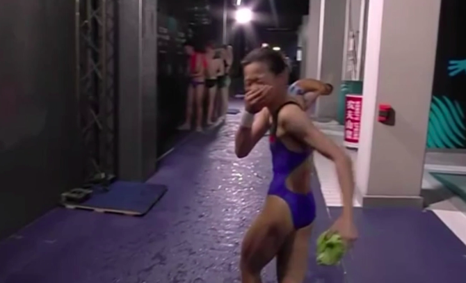 首夺世锦赛金牌！全红婵夺冠一跳做鬼脸萌翻全场，央视：大将风度休闲区蓝鸢梦想 - Www.slyday.coM