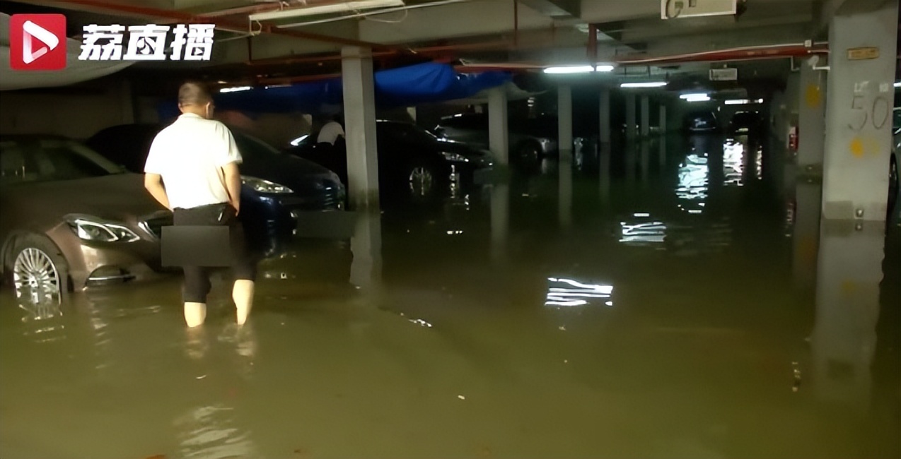 各地暴雨水泡车大量流入市场，真的很便宜但值得买吗？休闲区蓝鸢梦想 - Www.slyday.coM