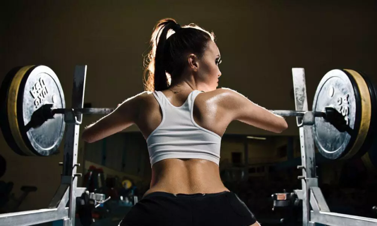 如何让背部看起来更薄，打造紧致薄背，而是减脂和纠正体态？休闲区蓝鸢梦想 - Www.slyday.coM