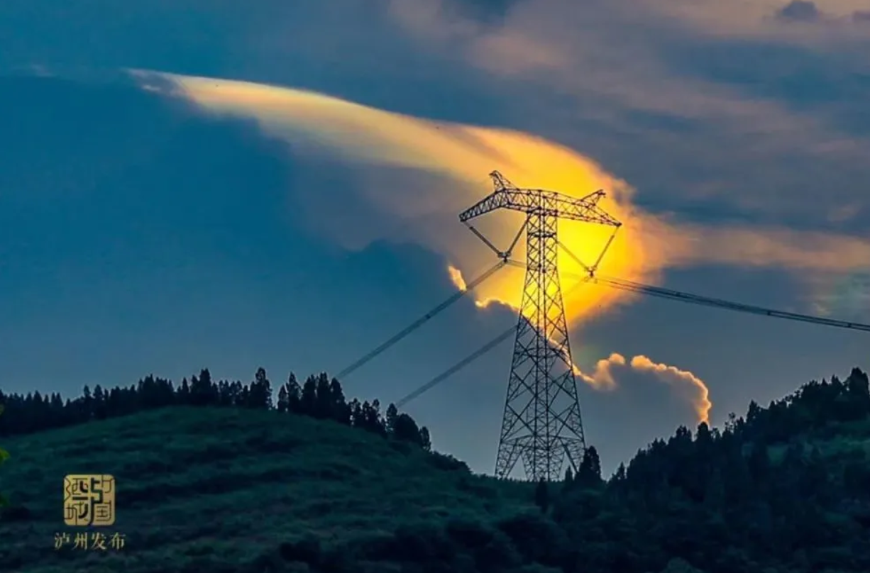 这意味着什么？四川多地出现“七彩祥云”！泸州隔一天又来了休闲区蓝鸢梦想 - Www.slyday.coM