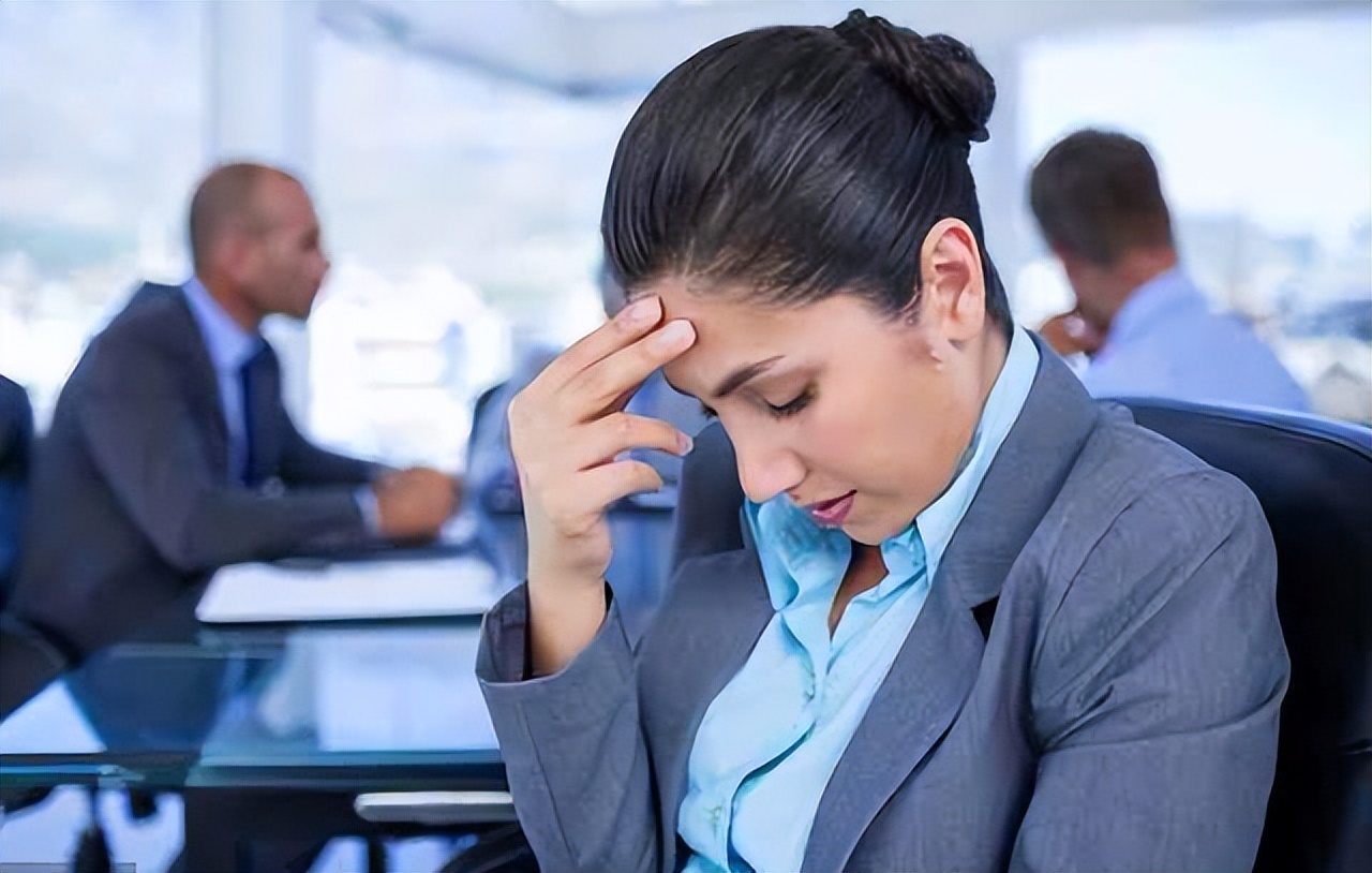 为什么说35岁就是职业发展的一道坎?听听过来人怎么说休闲区蓝鸢梦想 - Www.slyday.coM 为什么说35岁就是职业发展的一道坎?听听过来人怎么说休闲区蓝鸢梦想 - Www.slyday.coM