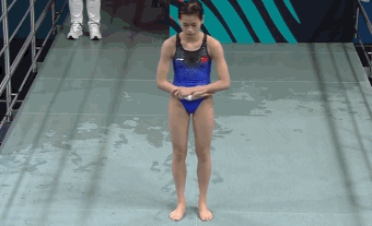 全红婵反差萌！霸气夺世锦赛首金，跳完后秒变搞笑女，太可爱了休闲区蓝鸢梦想 - Www.slyday.coM