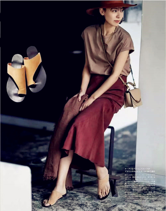 夏季凉鞋选品大全,18种示范6种技巧已备好,做走路带风的女人休闲区蓝鸢梦想 - Www.slyday.coM 夏季凉鞋选品大全,18种示范6种技巧已备好,做走路带风的女人休闲区蓝鸢梦想 - Www.slyday.coM