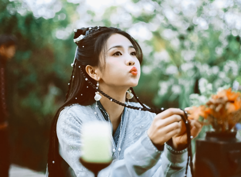 《莲花楼》开拍，成毅古装造型千篇一律，女主人选光颜值就挺惊艳休闲区蓝鸢梦想 - Www.slyday.coM