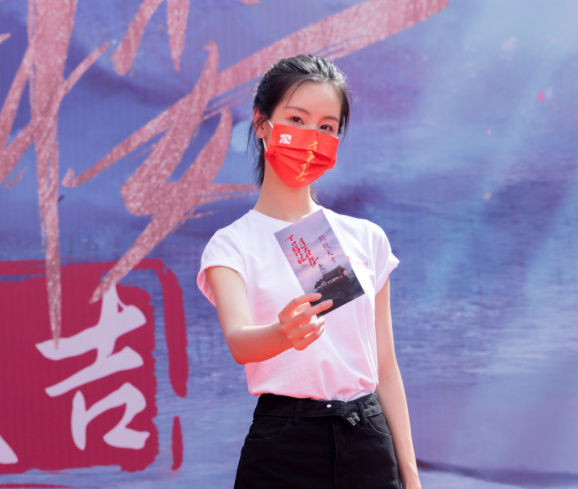 《莲花楼》开拍，成毅古装造型千篇一律，女主人选光颜值就挺惊艳休闲区蓝鸢梦想 - Www.slyday.coM